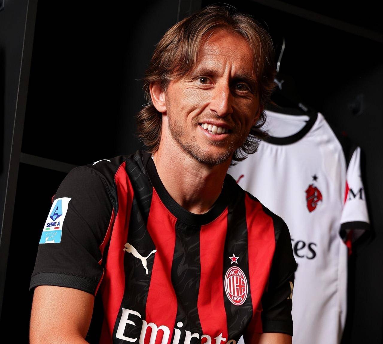 足球周刊：刘若钒曾想回成都却被徐正源拒绝，后获里卡多、穆斯卡特赏识