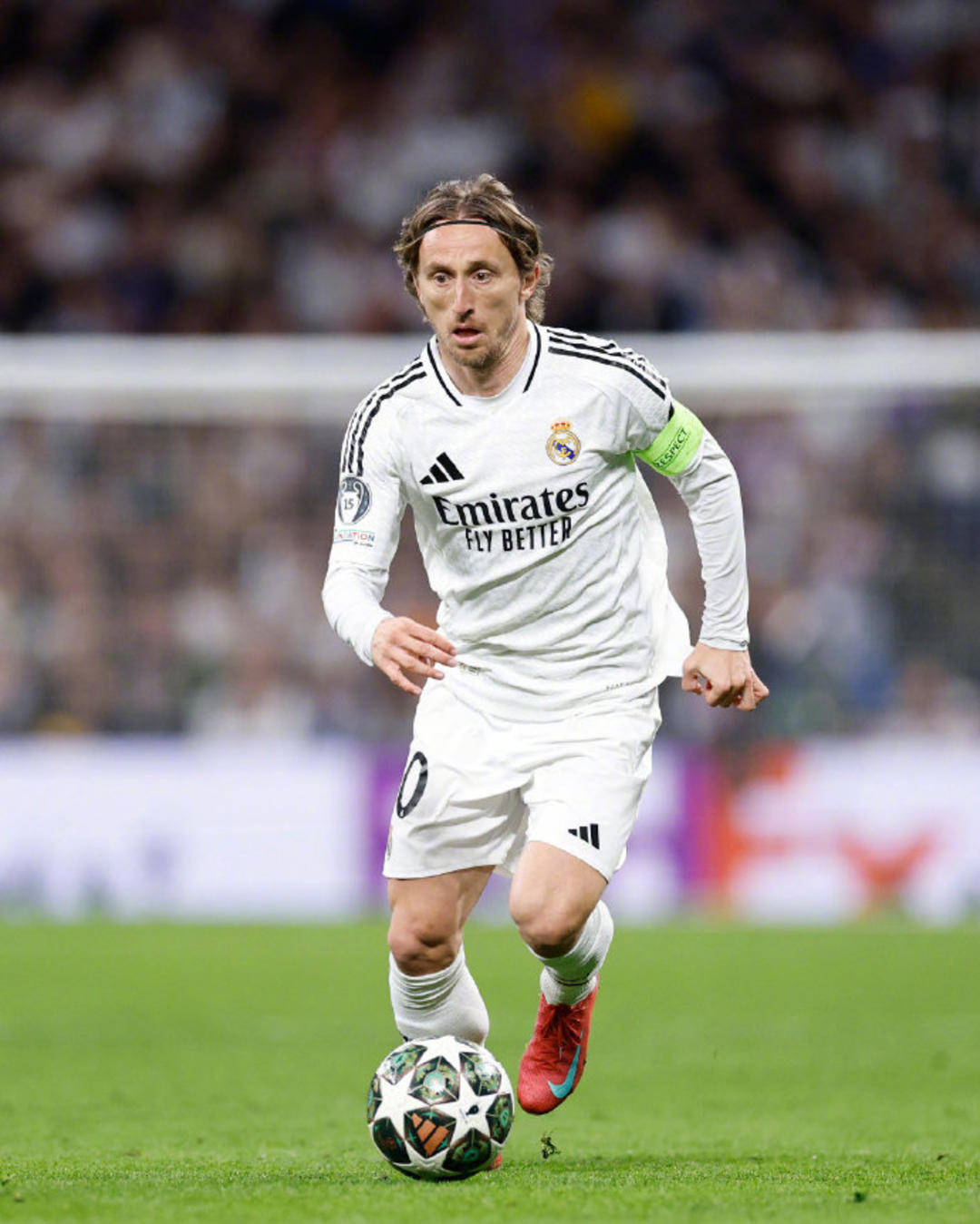 马卡：皇马本赛季防空能力薄弱，失球中有三成为对手头球破门